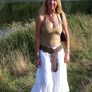 Les soirées, ma deuxième maison Elisa - rencontre-Milf-La Roche-sur-Yon